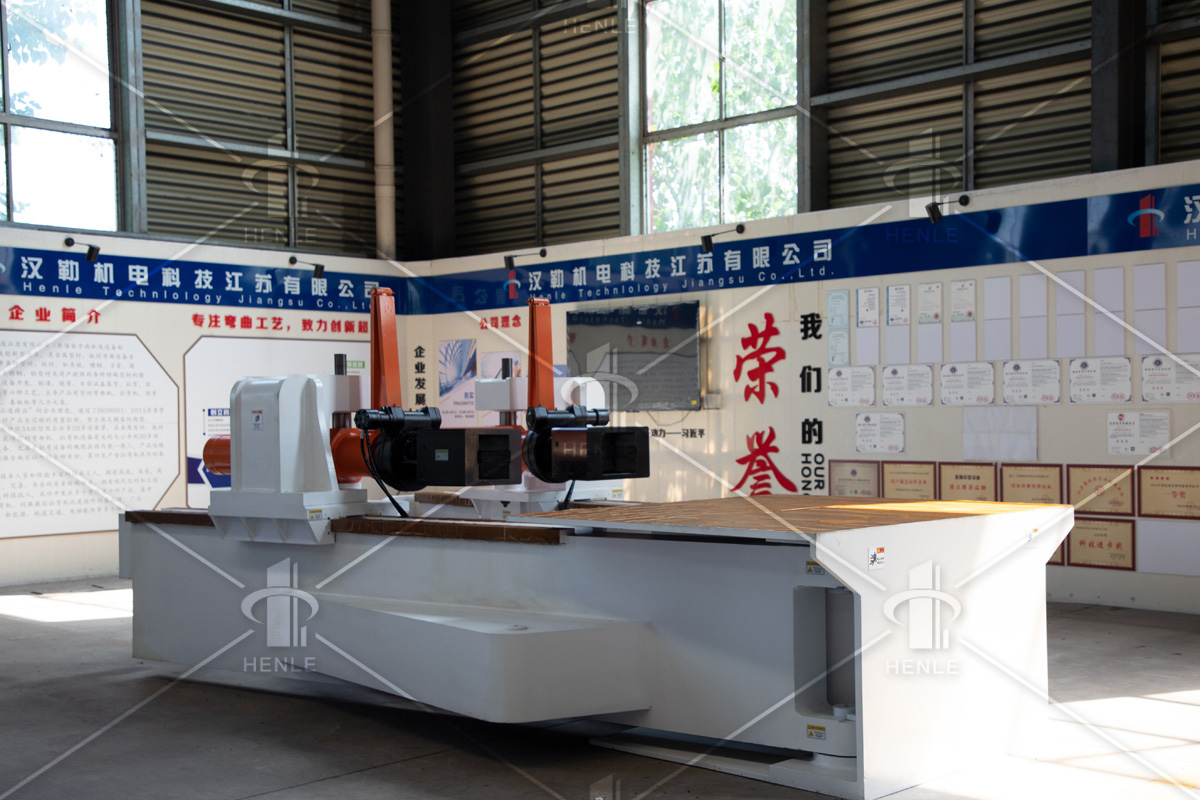 數(shù)控拉彎機結構組成及應用領域概述